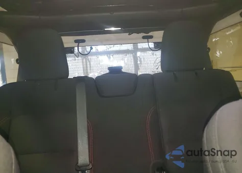 2021 Jeep Wrangler Unlimited Rubicon z USA, uszkodzony, nr VIN 1C4HJXFG4MW572057